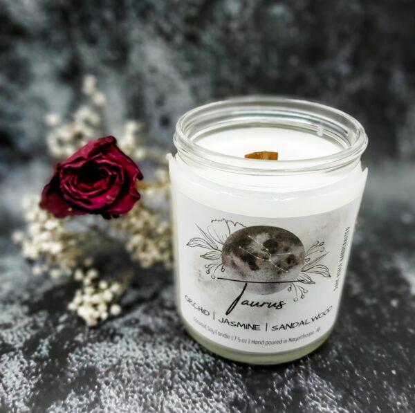 Taurus - Zodiac Candle