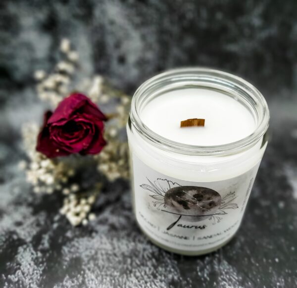 Taurus - Zodiac Candle