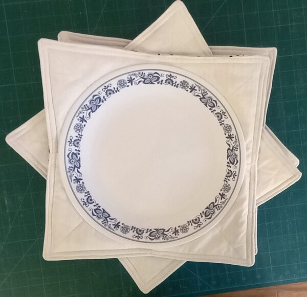 Cow Jumped Over The Moon Microwave Reversible Dinner Plate Cozies