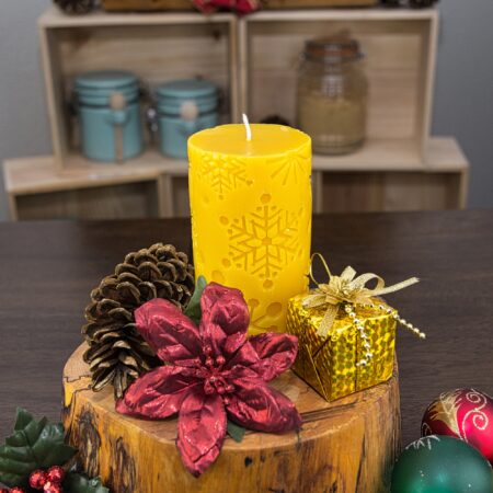 Snow Flake Beeswax Pillar