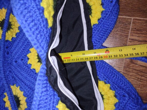 Sunflower Crocheted Tote Bag zippered lining