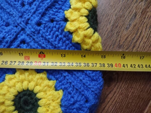 Sunflower Crocheted Tote Bag zippered lining