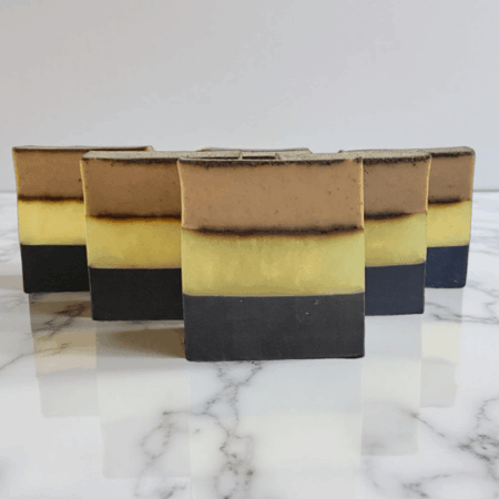 Charcoal, Honey and Coffee soap/Savon au charbon, miel et café