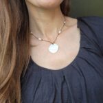 Mother of pearl adjustable knotted necklace