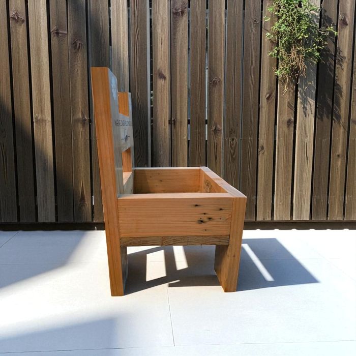 planter from the side = chair-Photoroom (1)