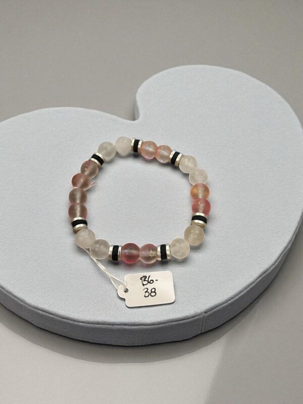 638 BEADED BRACELET 6" DIAMETER