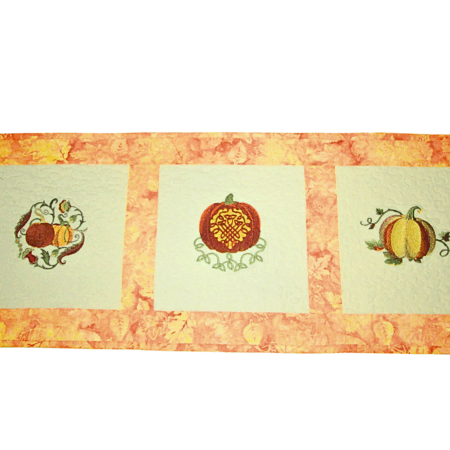 Table Runner Trio of Pumpkins