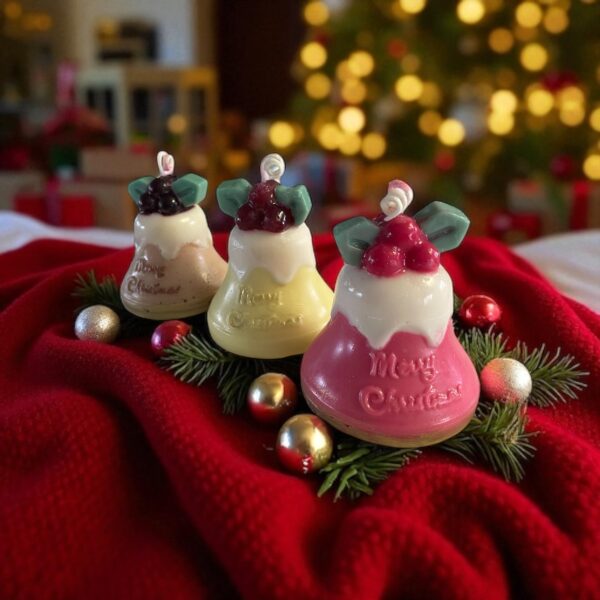 Christmas Bell Candle: Snickerdoodle Scented Coconut Soy Wax