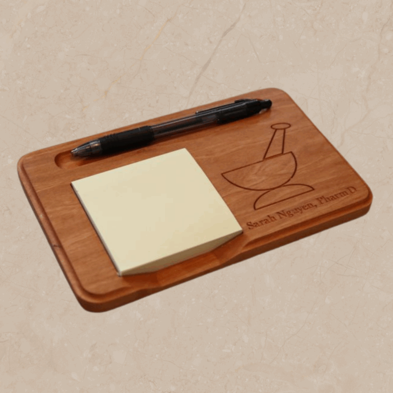 Carved Wooden Pharmacist Sticky Note Holder: Personalized Notepad & Pen Organizer