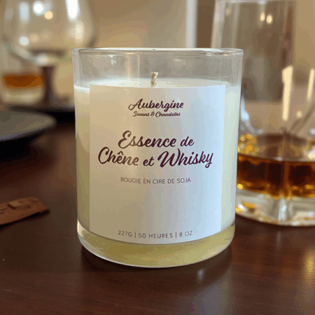 Sweet Oak and Whiskey Scented Candle / Bougie Essence de Cèdre et Whisky, 227 g. - Free Shipping