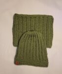 Hat / Beanie with matching neck warmer