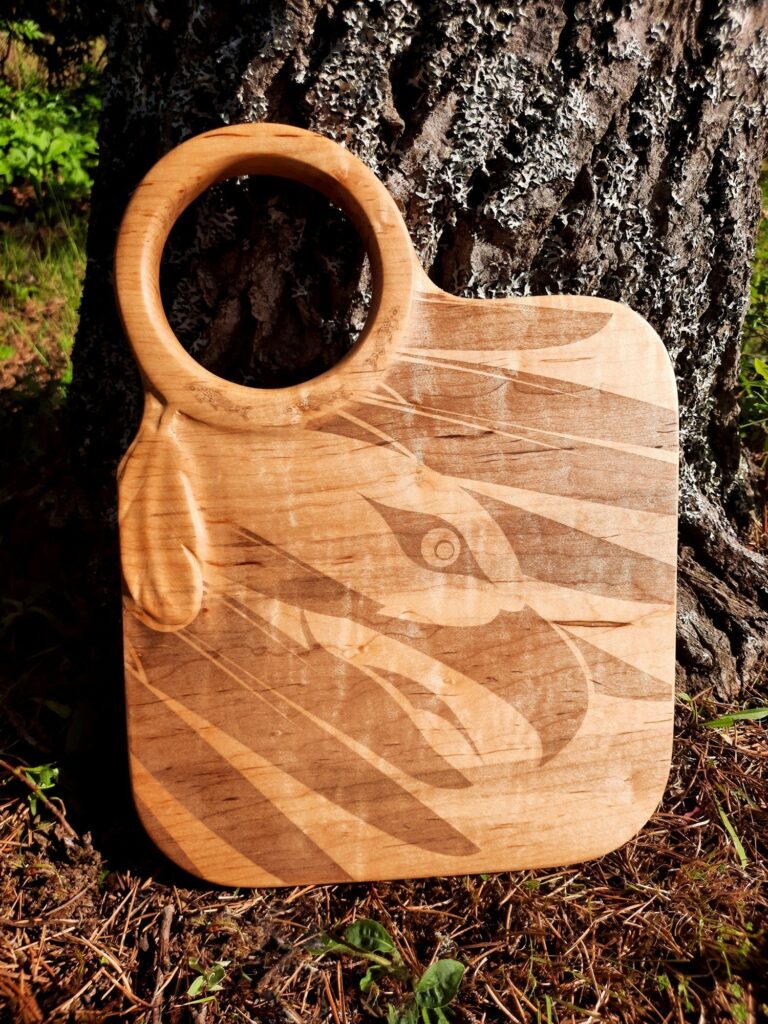 'Eagle Cry' wooden cutting board/charcuterie board