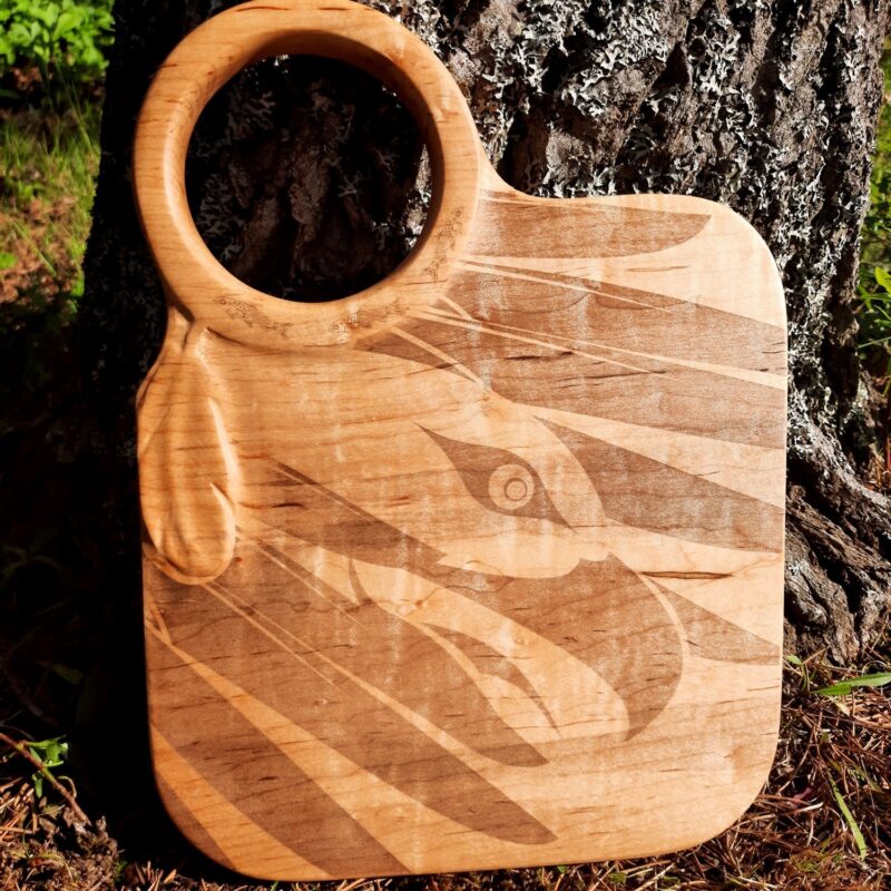 'Eagle Cry' wooden cutting board/charcuterie board