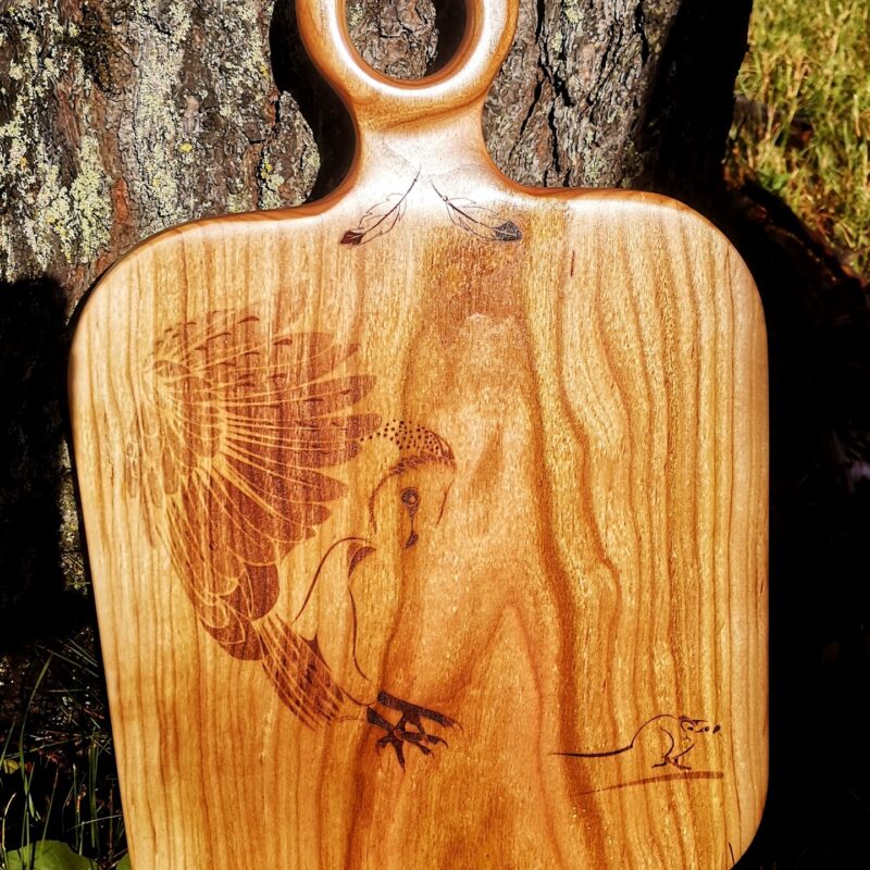'Flight' wooden cutting board/charcuterie board