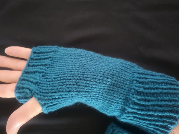 Owl Knit Fingerless Gloves Mittens ArmWarmer Hooter Night Bird