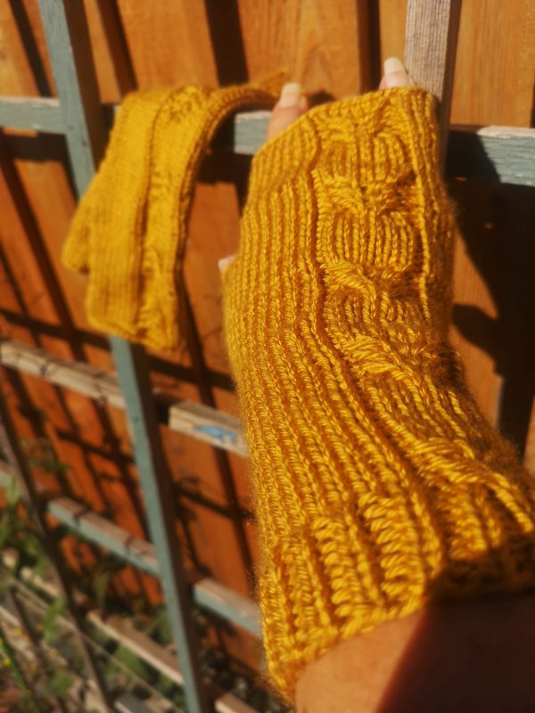 Golden Yellow Handmade Knitted Seamless Wool Blend Gloves