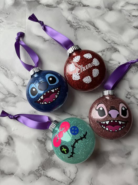 Stitch and Friends christmas set