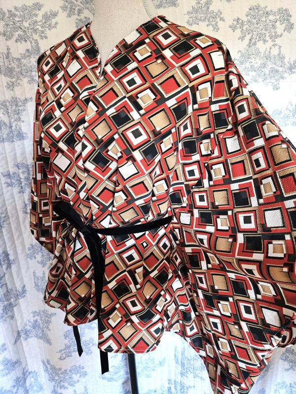 Retro Style Caftan Blouse Geometric S to Plus
