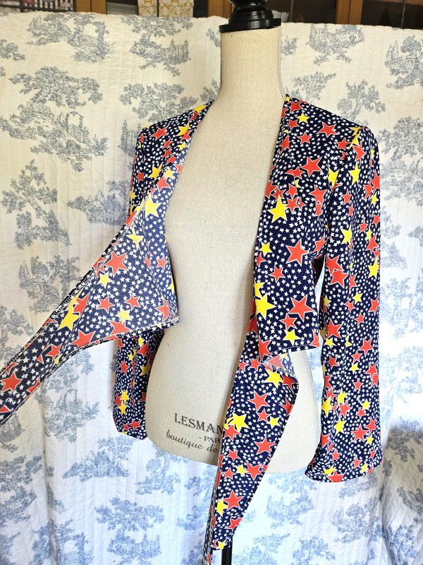 Size M to L Cropped Top or Cardigan Stars