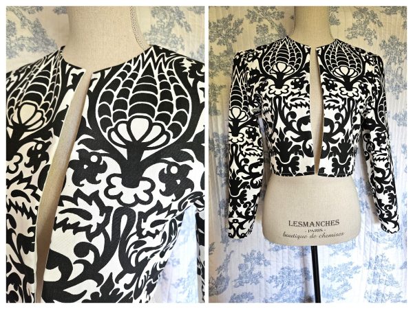 Size M Cropped Jacket Black And White