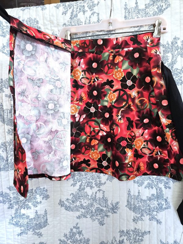 Size S Wrap Around Mini Skirt Groovy Red
