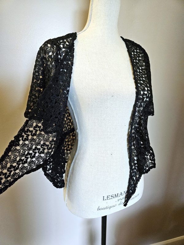 Size S Lace Tie Front Peplum Cardigan