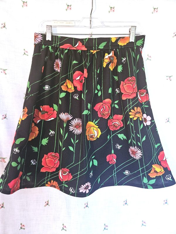 Size M Short Skirt in Vintage Fabric