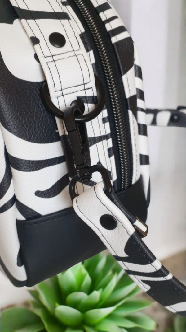Konin Bowler Purse