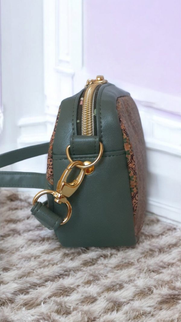 Tiny Cata Crossbody