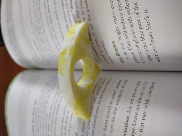 Resin Art Thumb Book Support