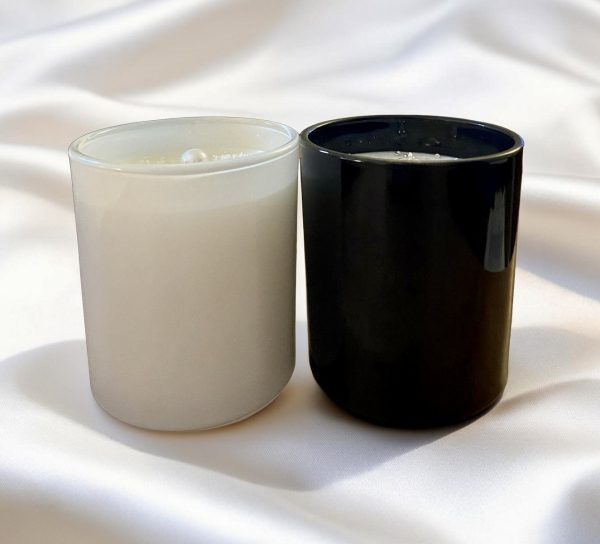 Wedding Guest Table, Decorative Black and White Candles, 227 g each