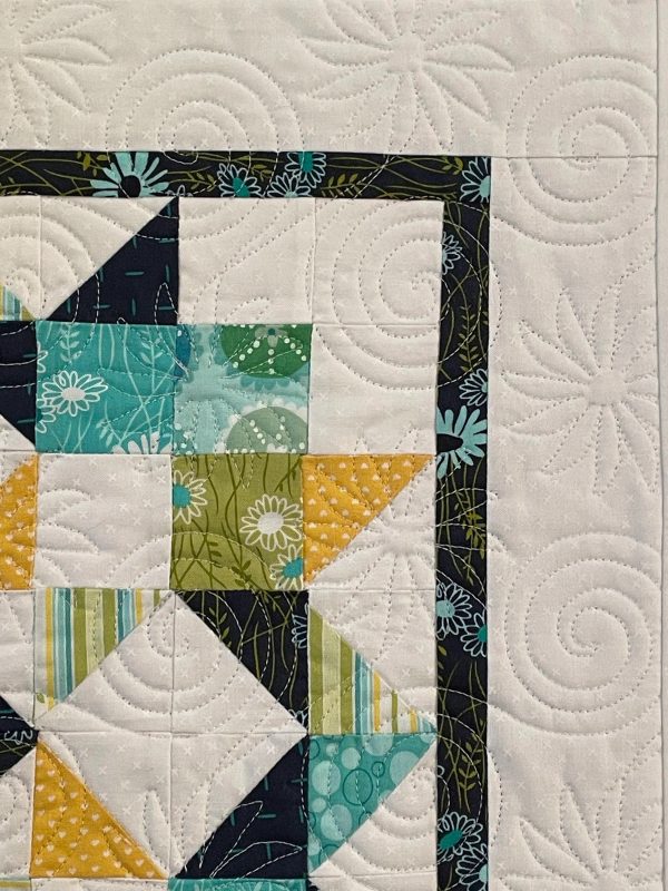 Quilted Star Burst Table Topper