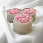 Celebration Pink Daisy & Pearls Candle, 170 g