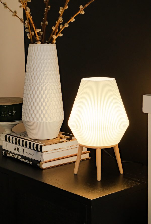 Minimalist Table Lamp - 3D Printed from Plant Based Plastic