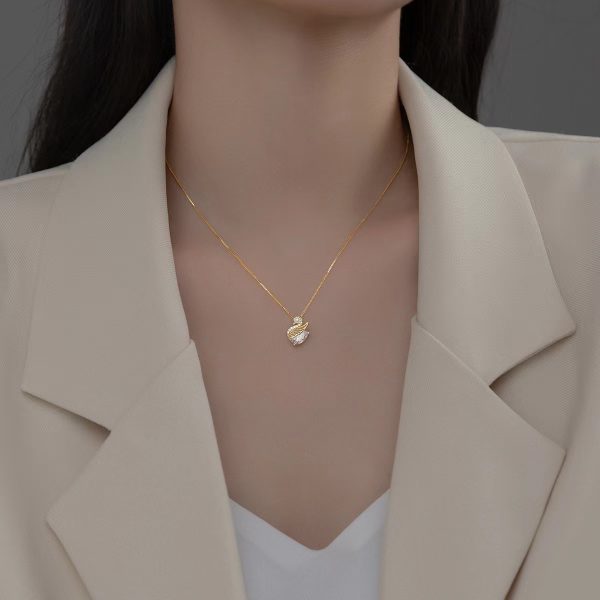 18k Gold Plated Swan Rhinestone Pendant with Necklace | Tarnish-Free Stainless Steel |