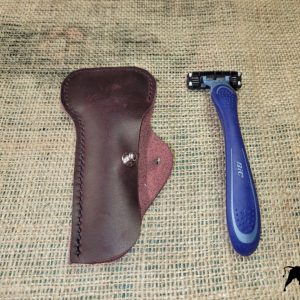 Handmade leather disposible razor case