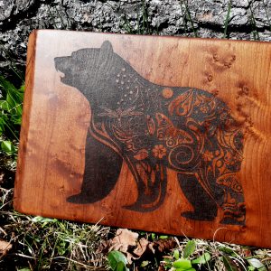 Woodland Harmony' wooden cutting board/charcuterie board