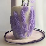 Hand-Poured Coconut Soy Mothes Day Lavender Crème Candle, Vanilla Floral Scent