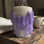 Hand-Poured Coconut Soy Mothes Day Lavender Crème Candle, Vanilla Floral Scent