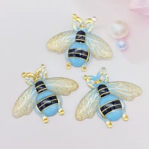 Needle Minder - Bee (Sky Blue)