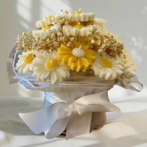 Reception Décor - Bouquet of Daisies