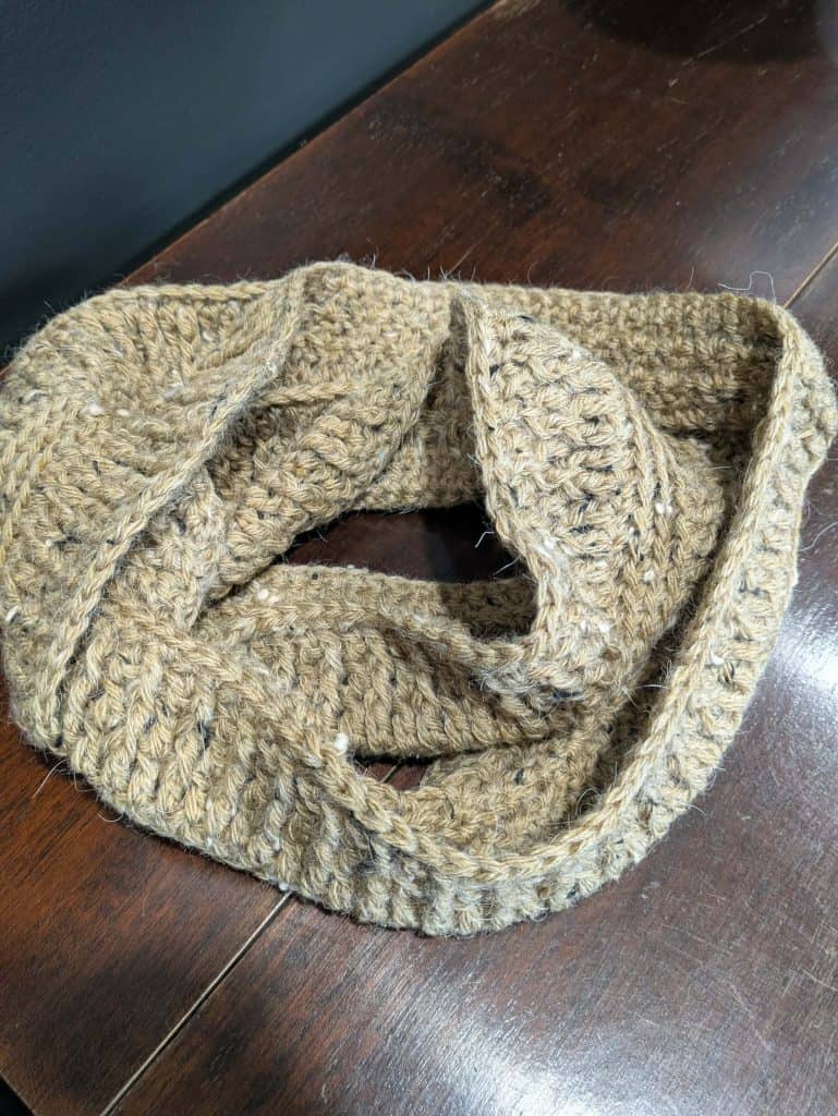 HM31-Infinity-scarf-alpaca-blend