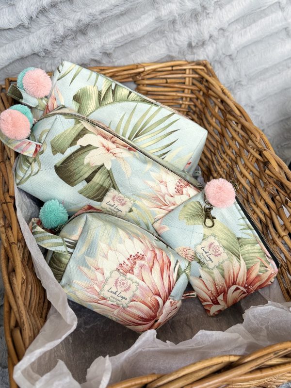 Tropical Makeup Bag Set, Palm Leaf Cosmetic Pouches, Travel Toiletry Organizer, Floral Zipper Bags with Pom Poms, Vacation Essentials Gift