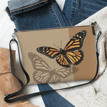 heather-ford-5gkYsrH_ebY-unsplash Final w crossbody bags turned