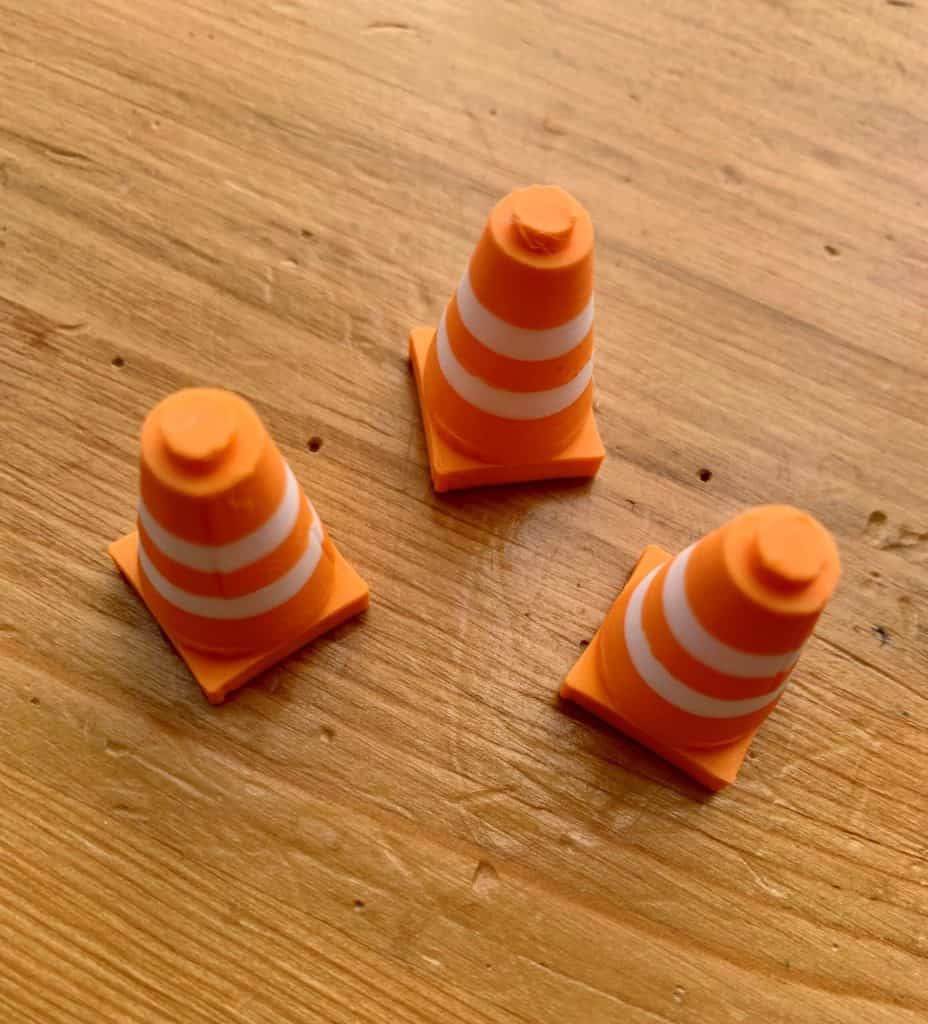 mini-pylons-scaled-1