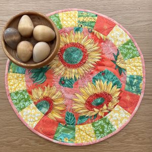 Round Sunflower Table Topper