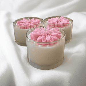 Celebration Pink Daisy & Pearls Candle, 170 g
