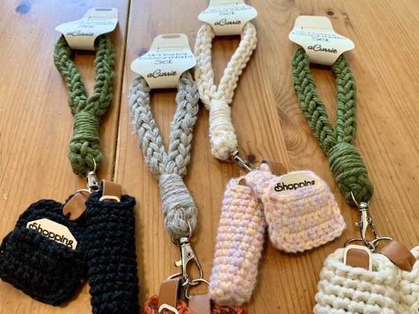 Wristlet Essentials Set