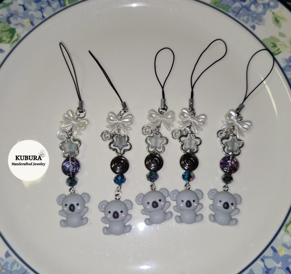 Cute Koala & Pearly Bow Phone Charm – Whimsical Y2K Accessory