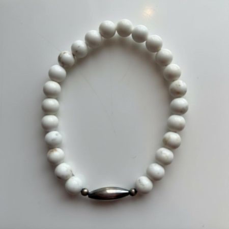 Magnesite & Navajo Pearl Stretch Bracelet — Oxidised Sterling Silver Centerpiece